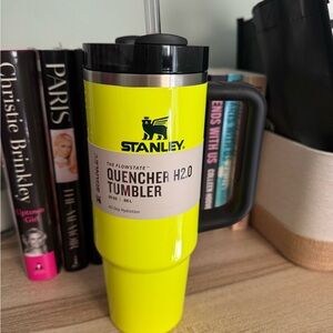 Stanley Neon Yellow Quencher H2.0 Tumbler